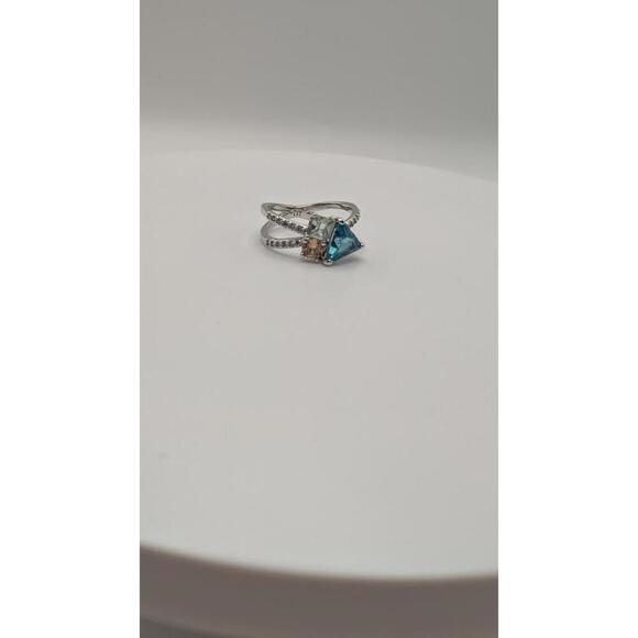 Elegant Silver Ring with Blue and Clear Gemstones Size 6 - Picture 2 of 9